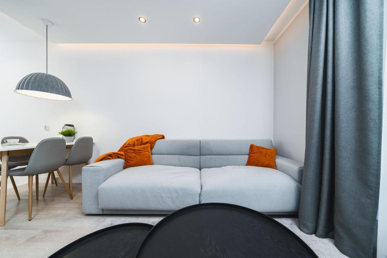 Sarah Apartments Old Town Краків Екстер'єр фото