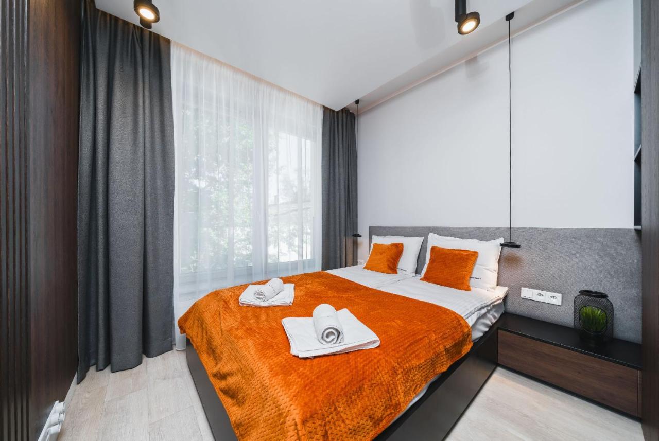 Sarah Apartments Old Town Краків Екстер'єр фото